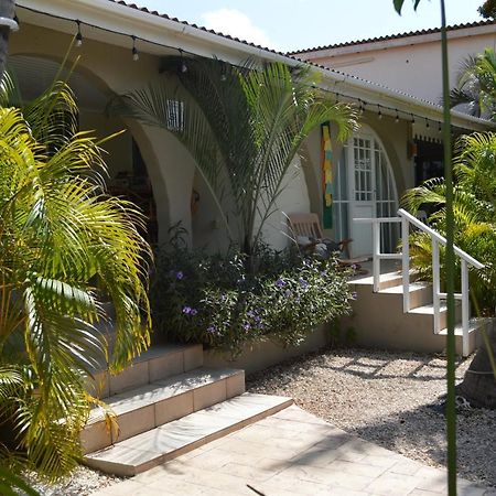 Bananas Apartments Adults Only Palm Beach Dış mekan fotoğraf