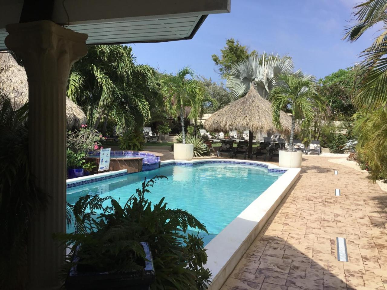 Bananas Apartments Adults Only Palm Beach Dış mekan fotoğraf